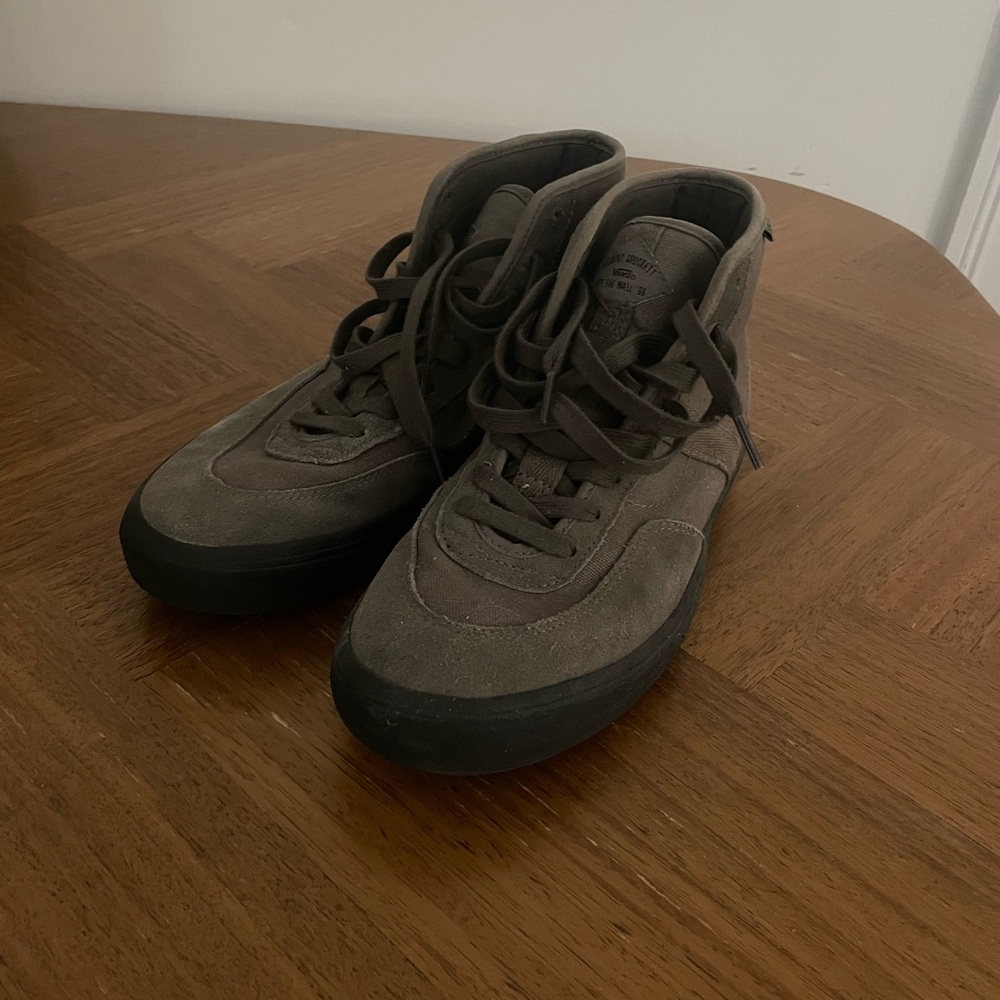 Vans Gilbert Crocker High Skate Shoes